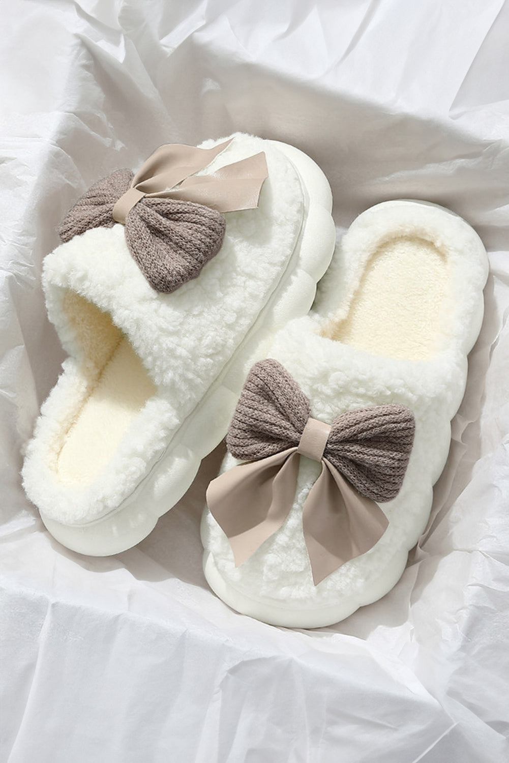 White Contrast Bowknot Winter Slippers (Bow Colors May Differ by Batch)